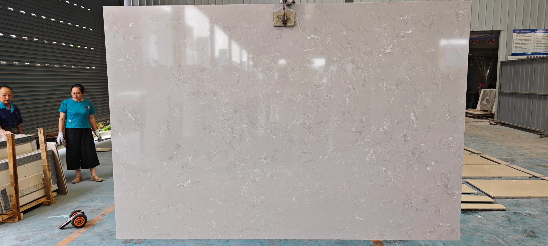 人造石、石英石與天然大理石批發的比較與選擇